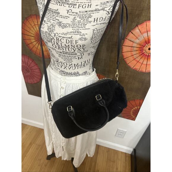 Rachel Roy Black Faux Fur Purse W/Removable Strap City Chic Minimalist - Picture 2 of 5